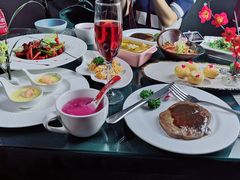 -忘忧草融合私房菜(红鼎国际店)
