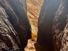 -天山神秘大峡谷