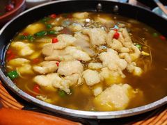 激情花椒鱼-有红鸡毛店·川菜(建设路店)