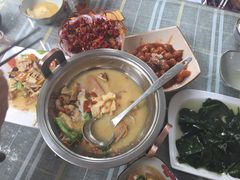 -天天向上素食餐厅(五台山店)