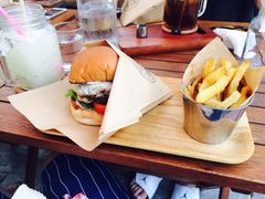 -BURGER BRO'S