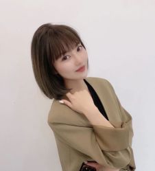 -变画·发型STUDIO