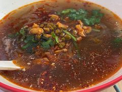 -小杨生煎(金山百联购物中心3楼店)