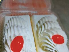 -红宝石·鲜奶小方·海派西点房(控江店)