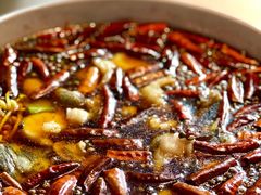 沸腾鮰鱼-解香楼(八盘岭路店)