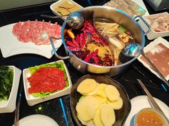 -唯爱KTV聚会餐厅(仙林东城汇店)