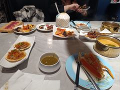 -雍容荟帝王蟹活龙虾展台自助(IFS黑金店)
