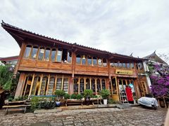 -猫的天空之城概念书店(丽江古城饮玉巷店)