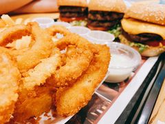 -The Habit Burger Grill 哈比特汉堡(爱琴海店)