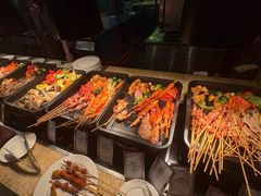 -大中华希尔顿酒店-念自助餐·嗨啤·小龙虾