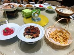 -楚山晓·湖北菜(武汉光谷K11店)