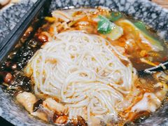 -八月美食小馆(银泰城总店)