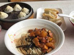 -珊珊小笼馆(仙霞路店)