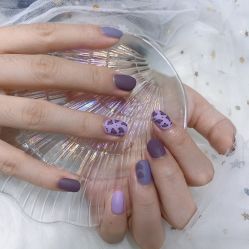 -吉吉靓甲美睫