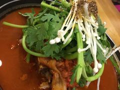 -喇喇排骨火锅·传统韩式脊骨汤(望京西园总店)