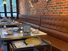 -哈尔滨烧烤·山河村铁锅炖(交大店)
