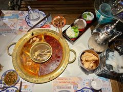 -哥老官重庆美蛙鱼头(日月光店)