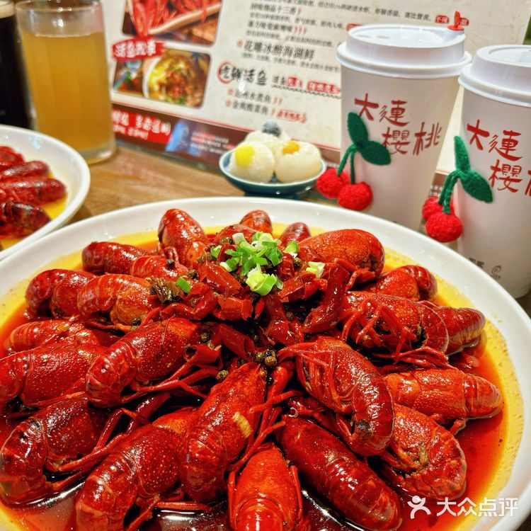 夏天吃虾，正是时候，这家满黄小龙虾也太会了吧