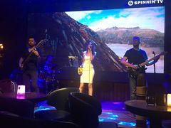 -爱啤精酿·民谣酒馆(滨江店)