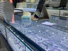 -臻美视爵眼镜·明月·依视路·蔡司折扣店(广渠门店)