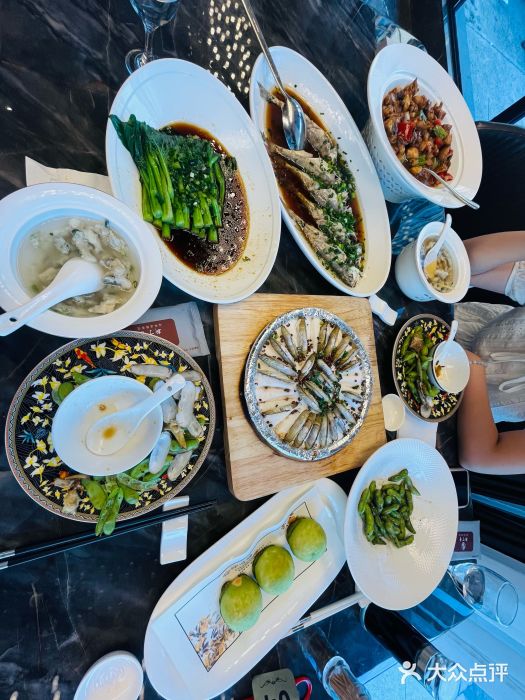 新丁香海鲜酒店(银海商贸城店)图片