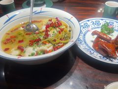 -粤·向群饭店(麓景路店)