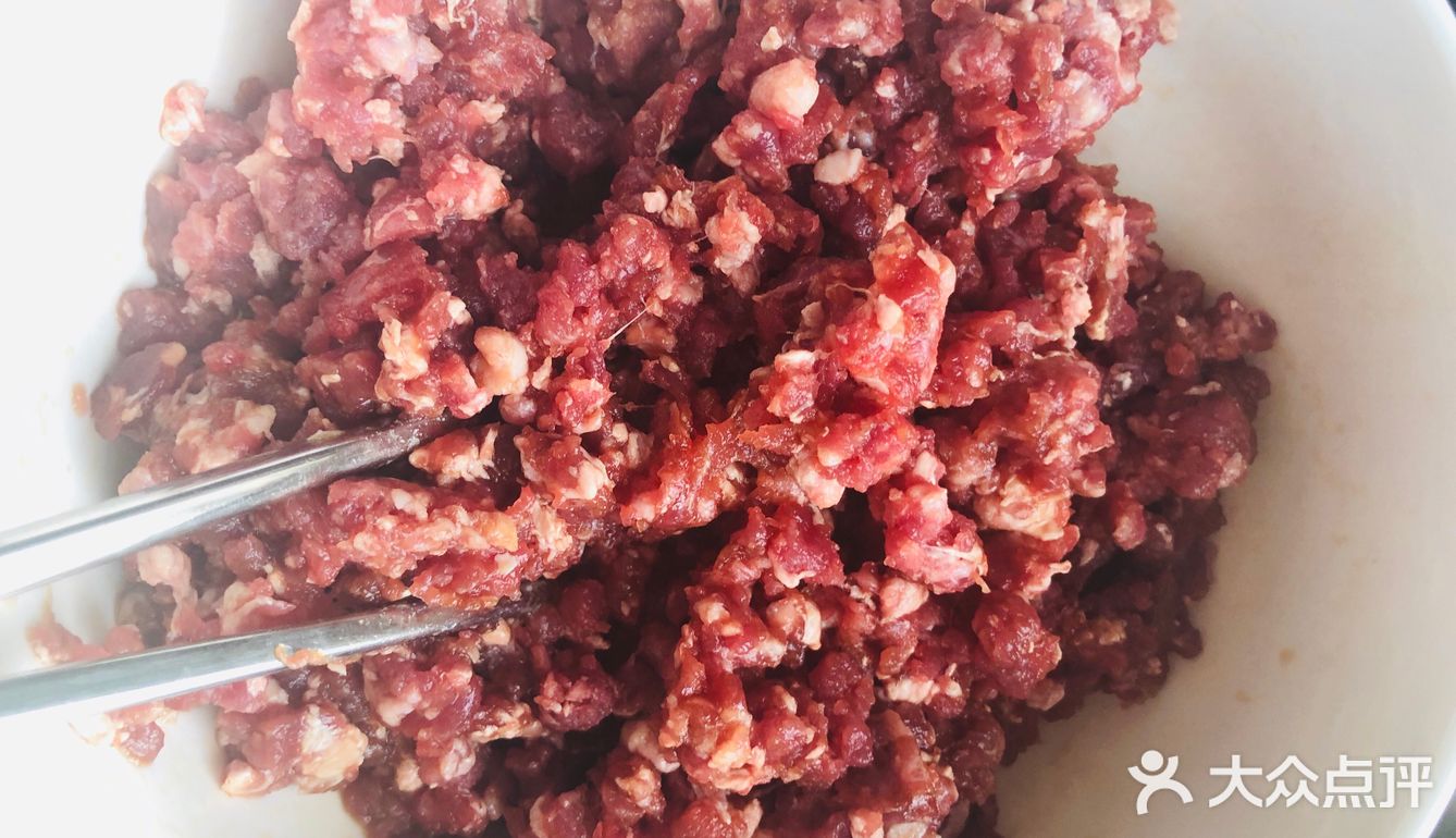 家常做法之美味大馅儿馄饨