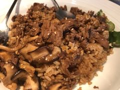 -必胜客(机场路店)
