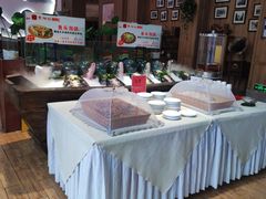 -老街坊美食汇(玉兰大街店)