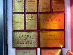 -闫府私房菜(恒隆店)