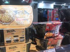 -老婆大人量贩零食连锁(萧山临浦店)