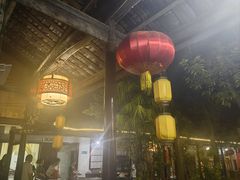 -土砂锅生态山庄·非遗砂锅雅鱼