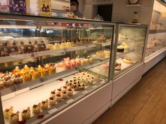面包甜点陈列柜-好利来(光华中心店)