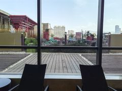 -小鲨鱼游泳培训(会展中心店)