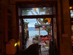 -城墙外BAR