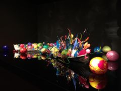 玻璃艺术品-奇胡利玻璃艺术园