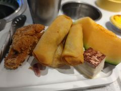 -龍歌自助小火锅(市北CBD万达店)