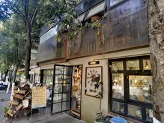 -橡皮书店(翠湖北路店)