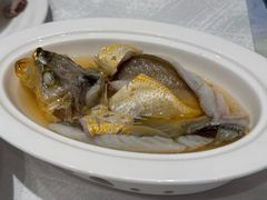 -景月阁空中食府(希尔顿酒店)