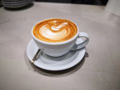 -UNI UNI(环亚凯瑟琳店)