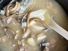 -洪平血旺椒麻鸡雅鱼饭店(熊猫大道店)