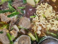 -欢乐牛香(东海二路店)