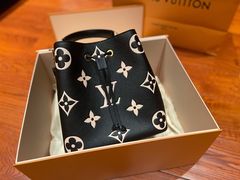 -LV路易威登(杭州万象城店)