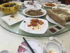 -大鸭梨烤鸭店(金顶街店)