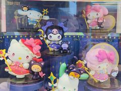 -泡泡玛特POPMART(国金街店)
