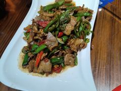 -曾牛土菜(捷瑞达店)