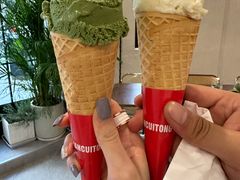 -Fridi Patisserie Cafe