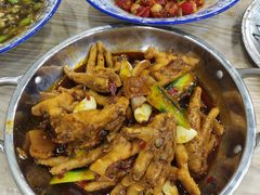 -江城燕子大排档(江汉路步行街店)