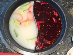 -井格重庆火锅(临平银泰城店)
