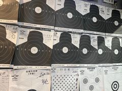 -都市枪神实弹射击俱乐部